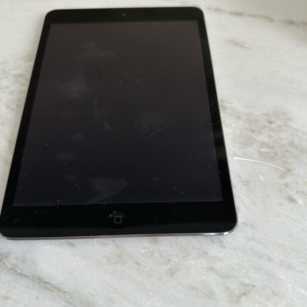 Apple mini iPad 2
